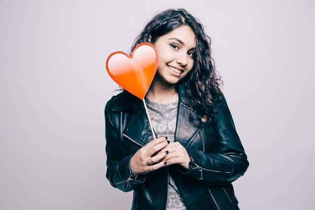 Download song Alessia Cara Scars To Ur Beautiful (5.29 MB) - Free Full Download All Music